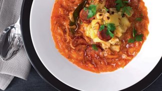 Recept: Zelňačka se šťouchanými bramborami