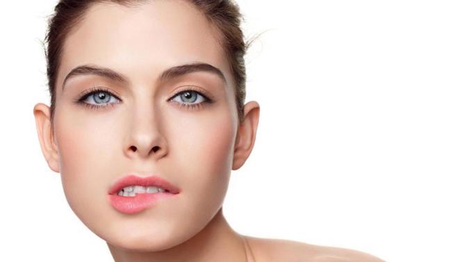 IDEALIA LIFE SERUM: První sérum pro pleť zkoušenou životem