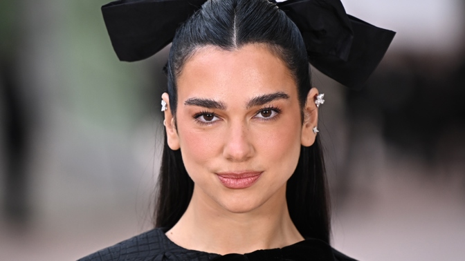 Dua Lipa
