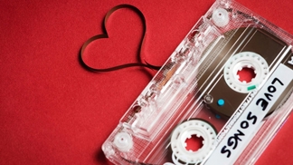 10 love songů, které nikdy nezestárnou