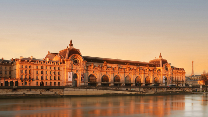Spěte vedle Moneta a Rodina: Nenechte si ujít příležitost přenocovat v pařížském Musée d’Orsay
