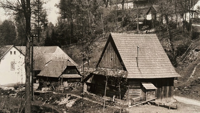 Zjistěte, jaký život dnes vedou obyvatelé vsi, kde žila Vojnarka