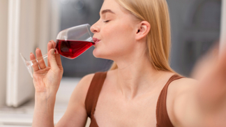 Alkohol způsobuje až sedm druhů rakoviny
