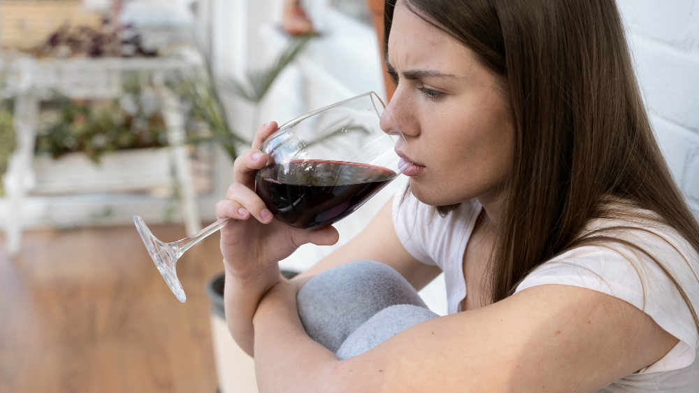 Ženy pijí alkohol častěji tajně
