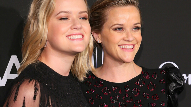 Reese Whiterspoon a Ava Philippe