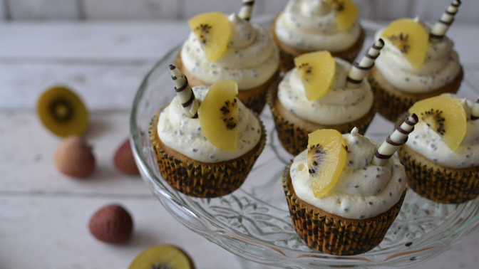 Cupcaky s citronovým tvarohem a chia semínky
