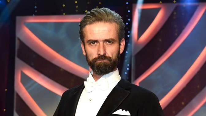 10 nejkrásnějších mužů českého showbyznysu: Patří sem Jiří Bartoška, Roman Zach, ale i Ben Cristovao