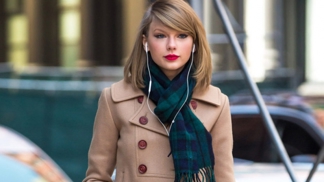 Barevný podzim aneb 5 outfitů ve stylu zpěvačky Taylor Swift