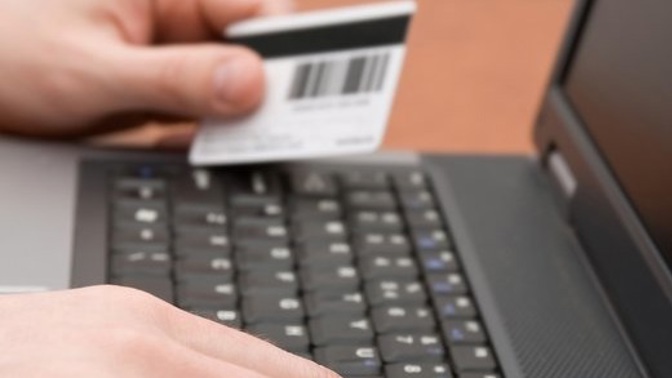 Jak si přivydělat na internetu: 4 bezpečné tipy