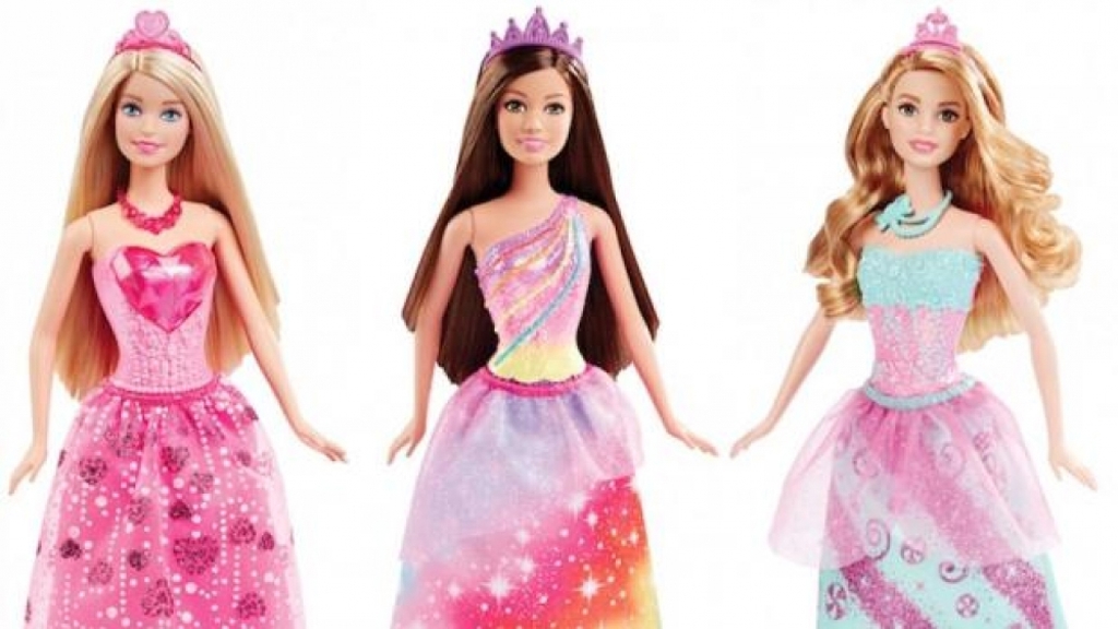 SOUTĚŽ: Napište nám pohádku a vyhrajte iPad nebo balíček hraček Barbie v hodnotě 2000!