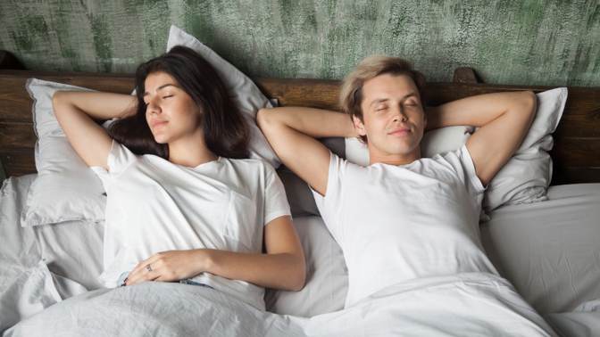 Až 67 procent mladých lidí z generace by dalo přednost spánku před sexem
