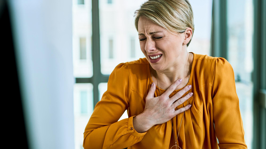 Syndrom zlomeného srdce skutečně existuje, postihuje hlavně ženy Syndrom zlomeného srdce skutečně existuje, postihuje hlavně ženy