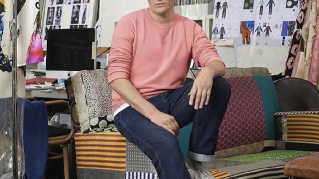 Renomovaný módní návrhář Giles Deacon jmenován globálním módním poradcem PROCTER & GAMBLE