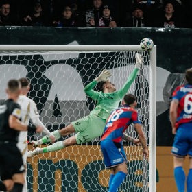 Surovčík byl hlavním napadeným Ultras.
