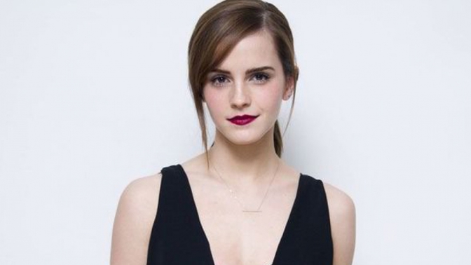 Další důvod, proč milovat Emmu Watson: „Nevypadám jako na titulkách magazínů. A je to v pořádku!“