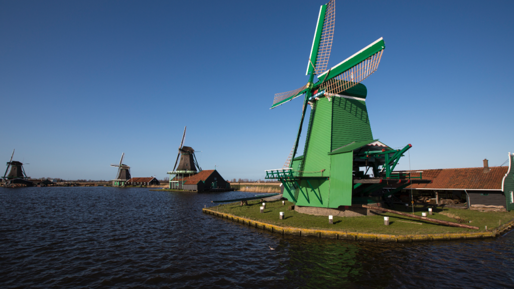 Vítejte v Old Holland! V malebném holandském městě na vodě