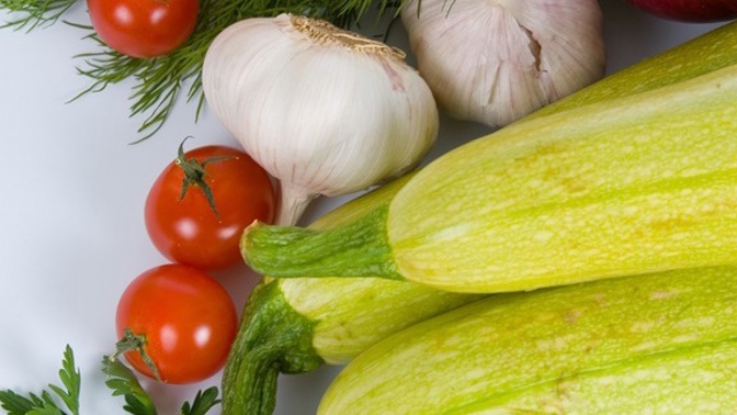Víte, které druhy zeleniny pěstovat vedle sebe?