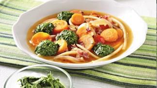 Pesto s medvědím česnekem v minestrone