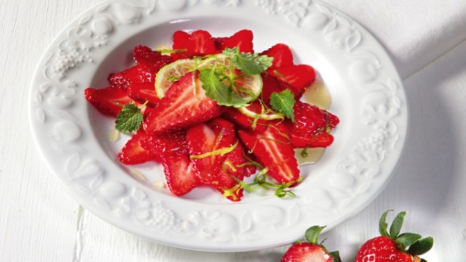 Jahodomanie 4: Jahodové carpaccio Jahodomanie 4: Jahodové carpaccio