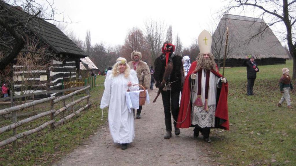 Adventní postavy: Seznamte se s nimi!