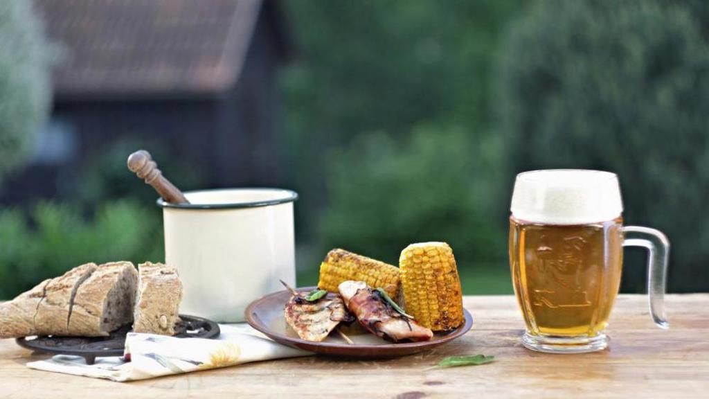 Víkendové grilování I: Kuřecí prsíčka ve slanině