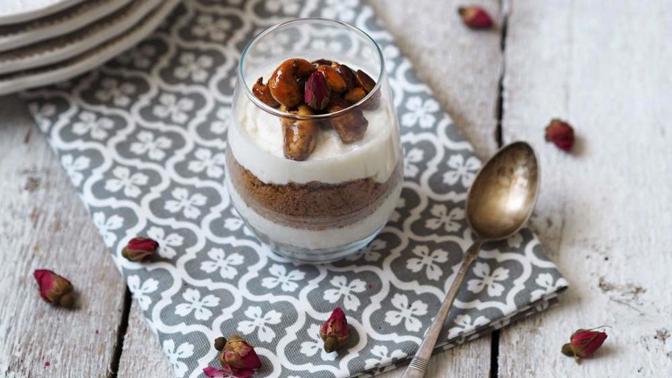 Recept: Karamelový dezert s mascarpone a zkaramelizovanými ořechy