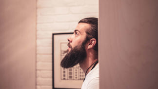 Náš Filip a jeho proslulý plnovous. Foto: Robert Tichý pro Marianne Bydlení
