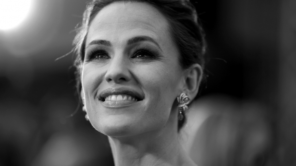 Oscarové šaty, které jsme letos googlili nejvíc, oblékla Jennifer Garner. Líbí se vám? Oscarové šaty, které jsme letos googlili nejvíc, oblékla Jennifer Garner. Líbí se vám?