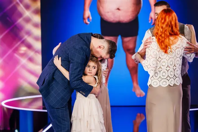 Jakub Chládek s dětmi ve finále Extrémních proměn.
