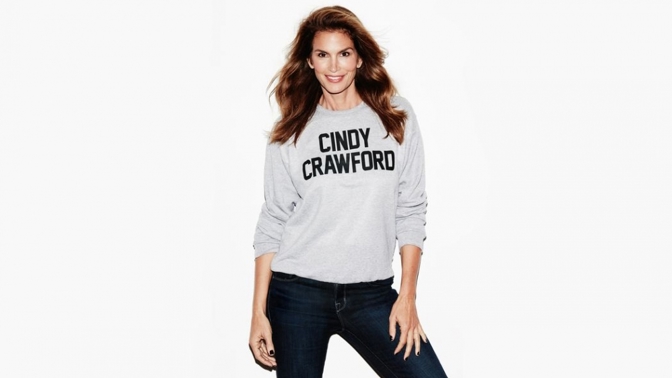 Cindy Crawford slaví 50! Přečtěte si její inspirativní názory na téma věk a stárnutí