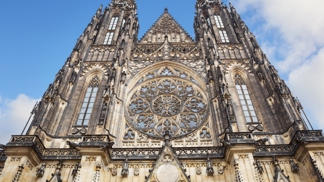 Kvíz: Poznáte, do jakého slohu patří slavné české stavby? Otestujte své znalosti architektury