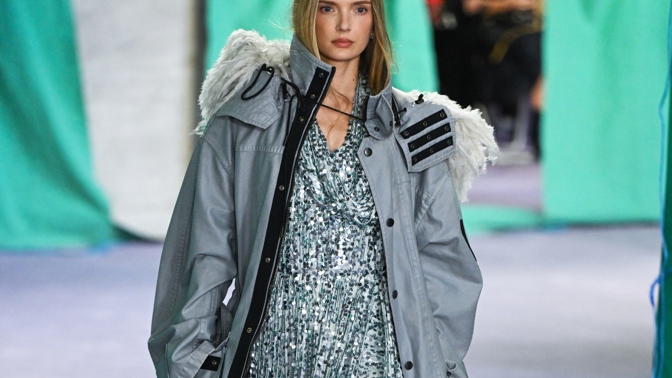 Burberry jaro/léto 2025
