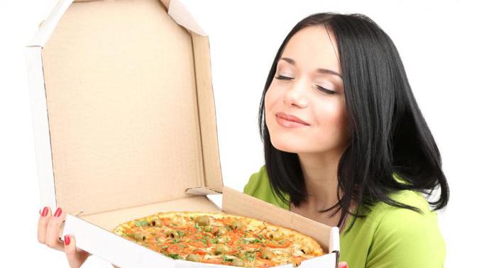 Důvody, proč nevařit a nechat si oběd přivézt až domů