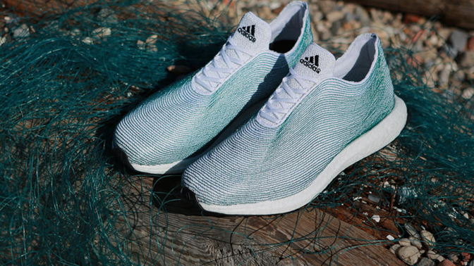 Adidas představil tenisky z mořského odpadu