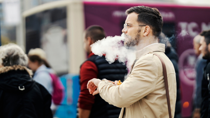 Nizozemsko má problém! Zákaz e-cigaret „pomohl“ nelegálnímu trhu