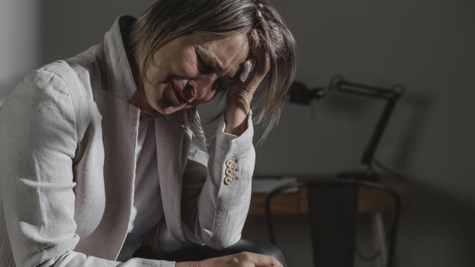 “Milý exmanželi, nemůžeš se ke mě vrátit a čekat, že se budu starat,” píše Marie dopis svému bývalému muži. Ten od ní vyžaduje péči, je nemocný