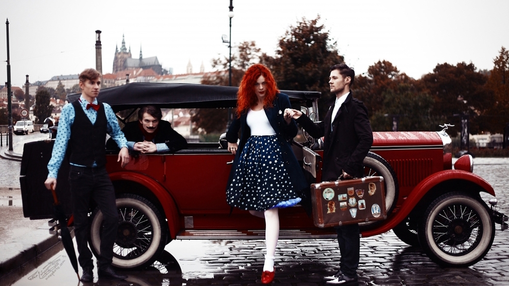 Žofie Dařbujánová: O módě s femme fatale českého elektroswingu Žofie Dařbujánová: O módě s femme fatale českého elektroswingu