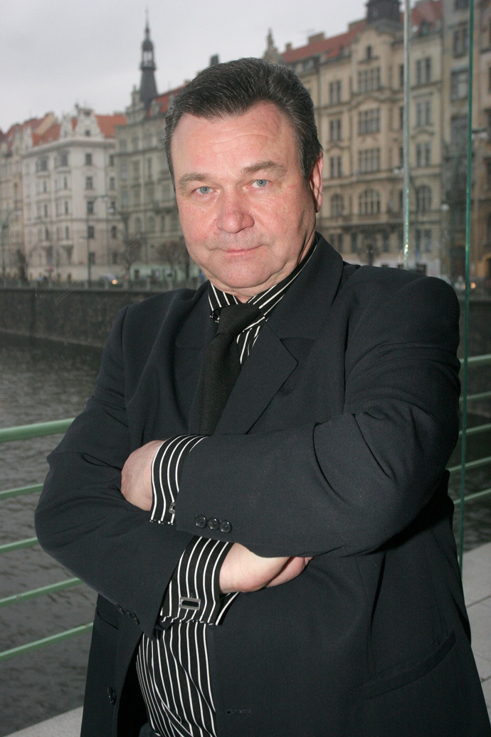 Václav Postránecký se začal věnovat herectví ve velmi útlém věku. První roli získal ve 4 letech, scénář se musel naučit nazpaměť, číst neuměl.