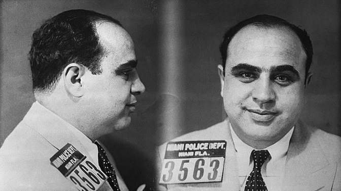 Nejslavnější mafián Al Capone: Vládl pašerákům, neštítil se extrémního násilí. Své protivníky nechal popravit