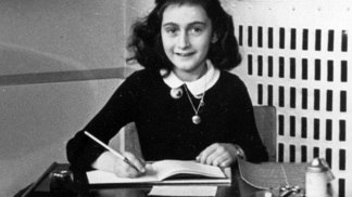 Jak Anne Frank změnila pohled na odvahu žen: Původní verze jejího deníku obsahovala dopisy fiktivní dívce Kitty