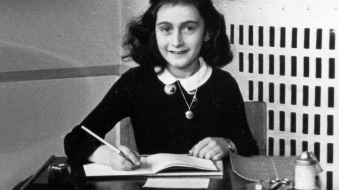 Jak Anne Frank změnila pohled na odvahu žen: Původní verze jejího deníku obsahovala dopisy fiktivní dívce Kitty
