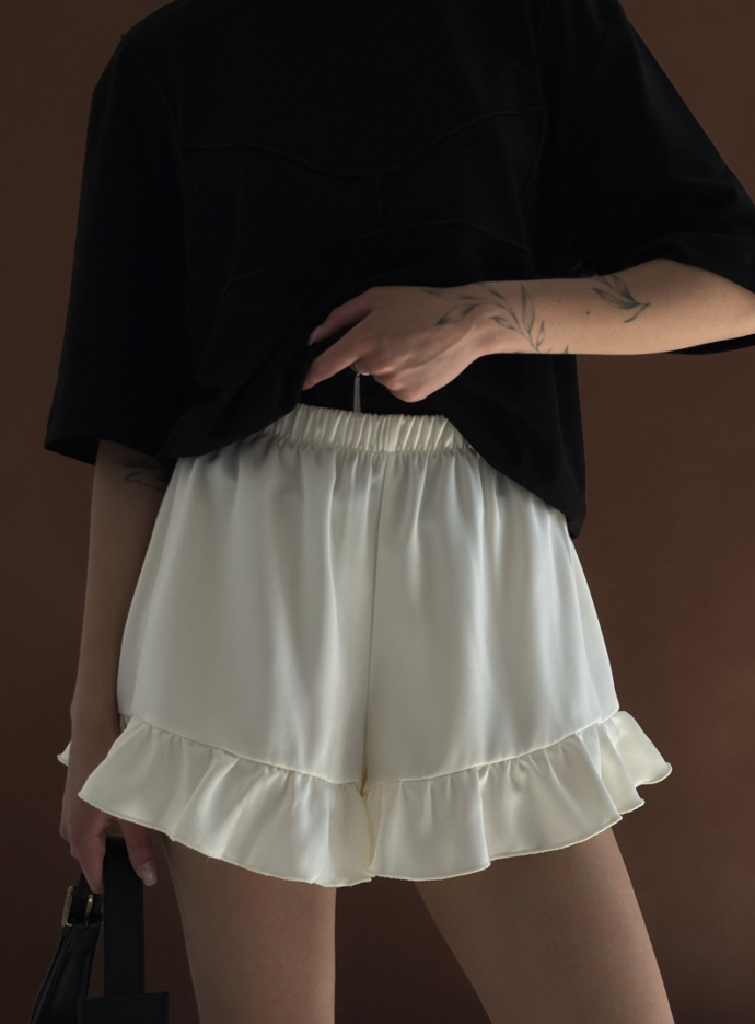 Bloomers, Smth, 779 Kč Bloomers, Smth, 779 Kč