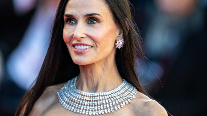 Cannes patří ženám nad 50! Demi Moore předvedla nejstylovější look, Heidi Klum naopak ukázala, kudy cesta nevede...