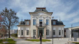 Knihovna v Rožnově prošla ohromující proměnou a nadchne každého návštěvníka
Knihovna v Rožnově prošla ohromující proměnou a nadchne každého návštěvníka