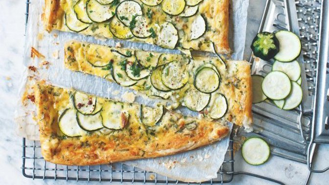 Recept: Cuketový koláč se sýrem Recept: Cuketový koláč se sýrem