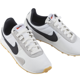 Tenisky Nike, Fashion Arena Prague Outlet, původní cena 2199 Kč, outletová cena 1499 Kč