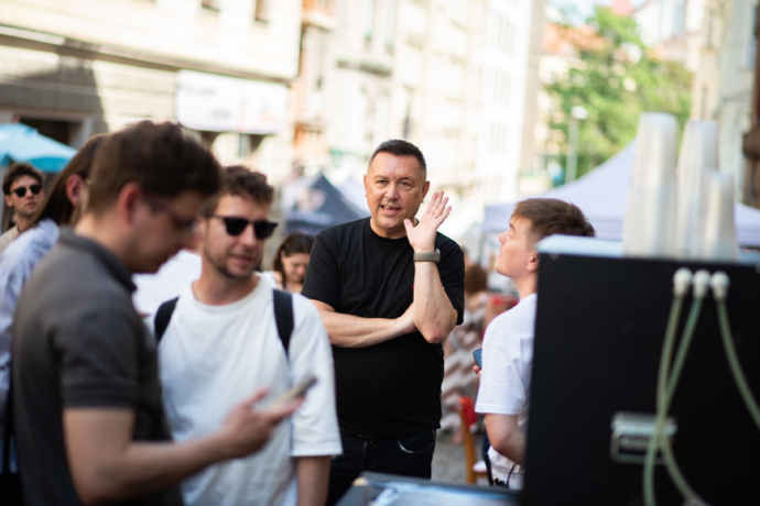 Krymská praskala ve švech. Tohle je důvod, proč o ní mluví celá Praha