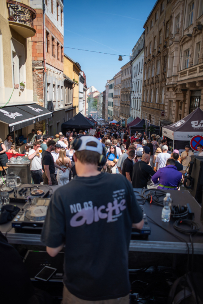 Krymská praskala ve švech. Tohle je důvod, proč o ní mluví celá Praha