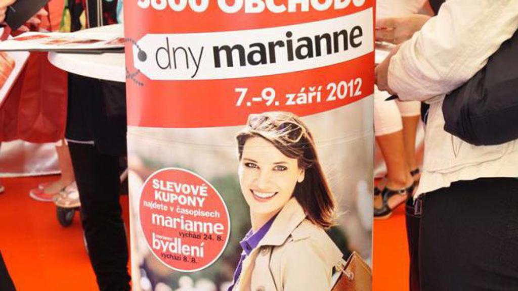 Dny Marianne z pohledu muže aneb jak nestrávit celý život jako bezpohlavní včela Dny Marianne z pohledu muže aneb jak nestrávit celý život jako bezpohlavní včela