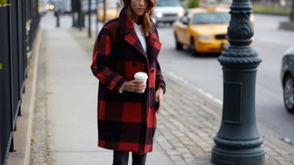 10 let módní ikonou aneb 5 zimních outfitů ve stylu Alexy Chung